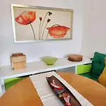 Apartmán Highlights-play Area In Children's Room! Terrace-park, Indoor Pool, Sauna, Hiking, Pingpang, Table-football, Tennis, Free Parking