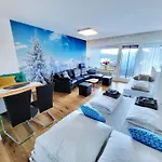 Highlights-play Area In Children's Room! Terrace-park, Indoor Pool, Sauna, Hiking, Pingpang, Table-football, Tennis, Free Parking