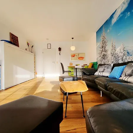 Highlights-play Area In Children's Room! Terrace-park, Indoor Pool, Sauna, Hiking, Pingpang, Table-football, Tennis, Free Parking Apartament