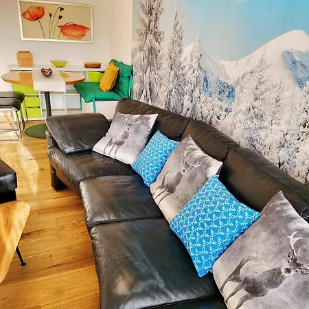 Highlights-play Area In Children's Room! Terrace-park, Indoor Pool, Sauna, Hiking, Pingpang, Table-football, Tennis, Free Parking Apartament Schonach im Schwarzwald